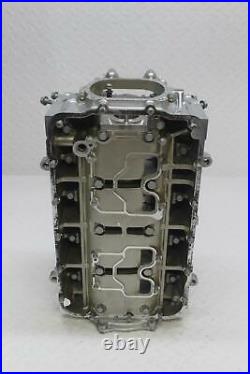 2007 Kawasaki Jet Ski Ultra 250x Oem Engine Motor Crankcase Crank Cases Block