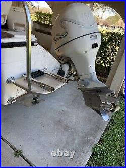 Evinrude outboard motor 99 Ficht 150 Ran Without Oil. All Other Parts Working