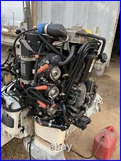 Evinrude outboard motor 99 Ficht 150 Ran Without Oil. All Other Parts Working